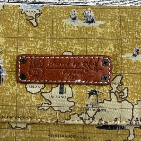 Travel by Sharif Wallet - Picture 7 of 9